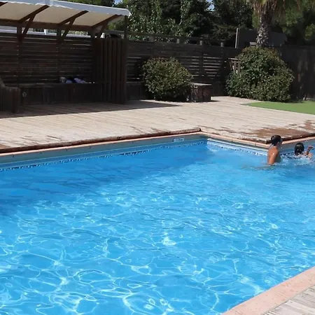 Location Mobil Home Camping Pedro キャンプ場